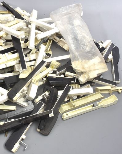 various-Huge lot of various keys as seen